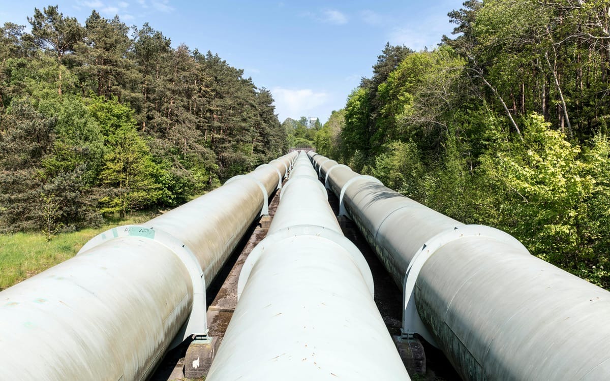 Midstream Constraints: Where Upstream Growth Gets Bottlenecked